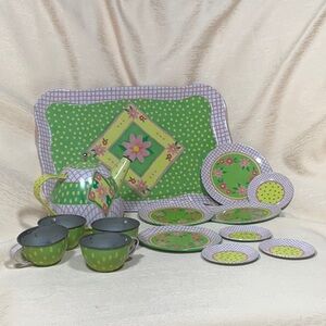 Tin Mini Tea Set - Flowers & Pink Gingham